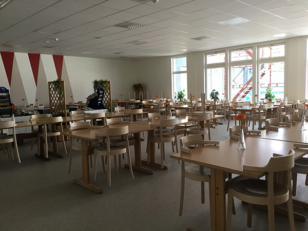 Foto på Pitholmsskolans nya matsal